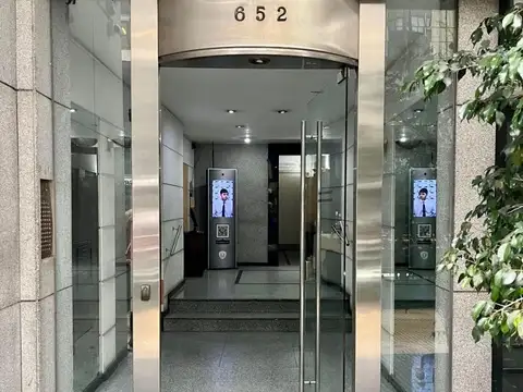 VENTA DEPARTAMENTO 3 AMBIENTES SOBRE AV. CÓRDOBA 652.