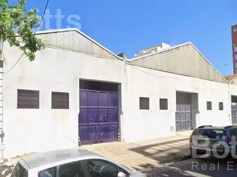 Local / Galpón en alquiler – 1.100 m² en una planta – Flores