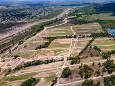 Terreno en Venta en Zona Centro, USD 85.000