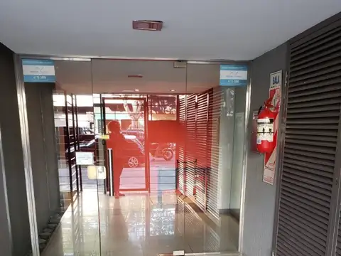 Av De Los Incas 5400, Piso 1