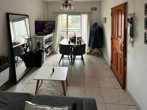 Alberdi 1200, Piso 2