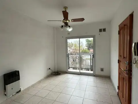 Alberdi 1200, Piso 2