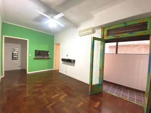 Oportunidad 2 amb. amplios excelente estado y ubicacion