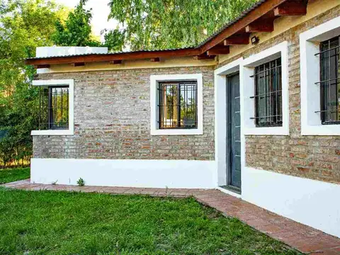 Casa 3 ambientes con 1 baño