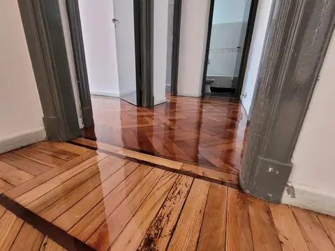 Rosario 500, Piso 5°