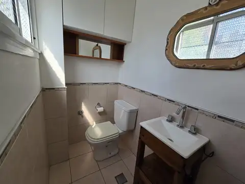 Depto Tipo Casa en Alquiler en Lanus Oeste, $ 700.000