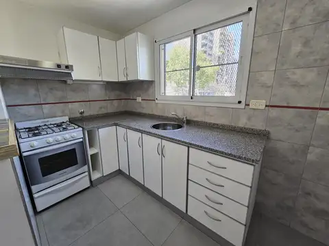 Depto Tipo Casa en Alquiler de 2 ambientes
