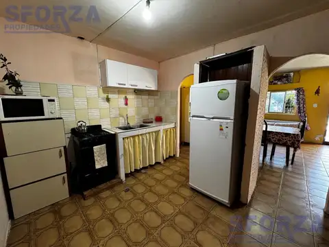 Casa 5 ambientes con 1 baño