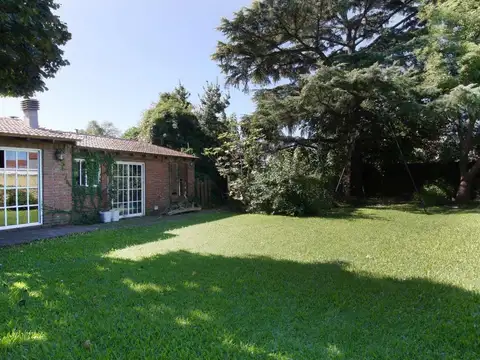 Venta casa Torcuato Lote 1.000 m2 Pileta Quincho