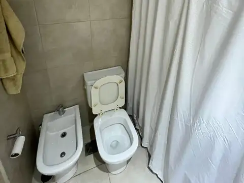 departamento al frente de 1 dormitorio