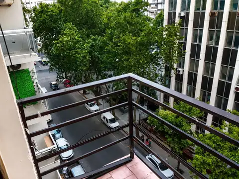 DEPARTAMENTO DE 2 AMB EXTERNO CON BALCON