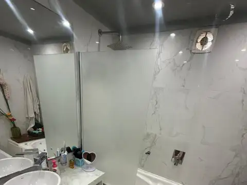 Departamento 5 ambientes con 2 baños