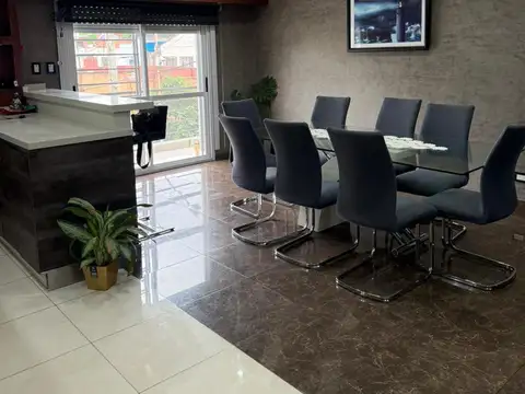 Departamento en Venta de 5 ambientes