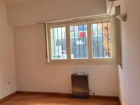 Depto Tipo Casa en Alquiler 40 años