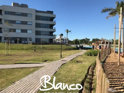 Departamento en Venta con 1 cochera