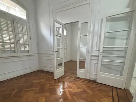 Oficina en Alquiler en Recoleta, USD 1.300