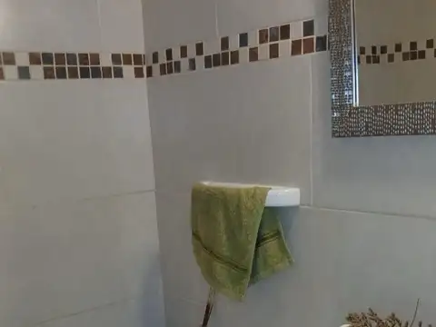 VENTA CASA DEL VISO EN BARRIO SOLARES DEL NORTE