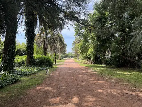 LOTE en VENTA de 1421 m2 | Barrio Cerrado La Lula - 138 y 490 J. Gorina