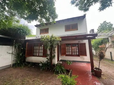 Casa en J. Selva 275- Barrio Villa Alonso