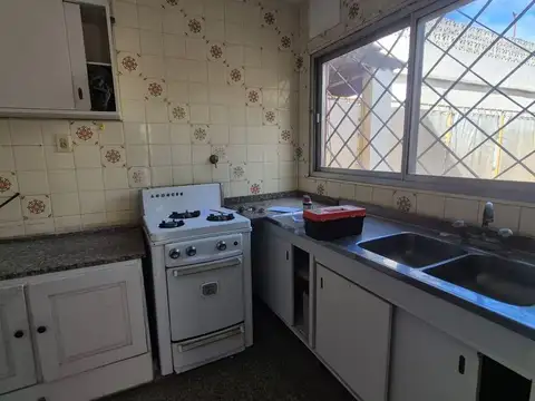 Depto Tipo Casa en Venta 51 años