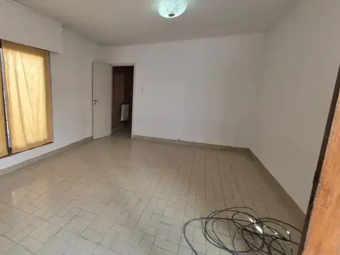 Depto Tipo Casa en Venta en Avellaneda, USD 100.000