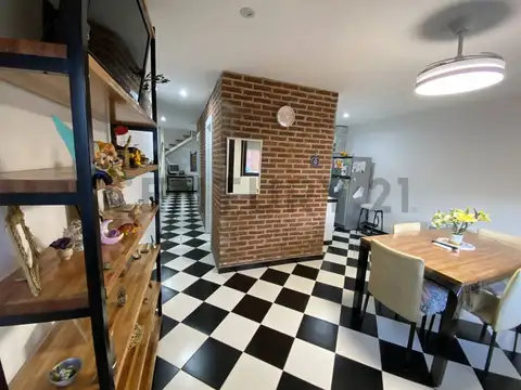 Depto Tipo Casa 3 ambientes con 1 baño