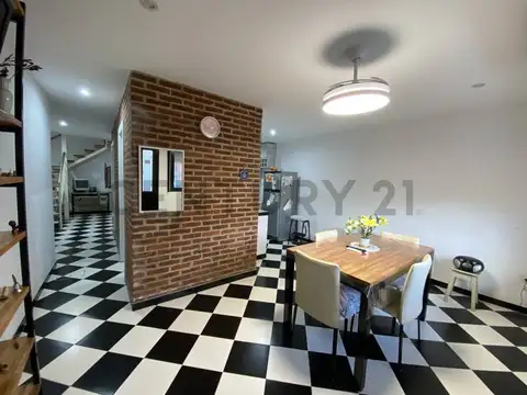 Depto Tipo Casa en Venta en Lanús Oeste, USD 75.000