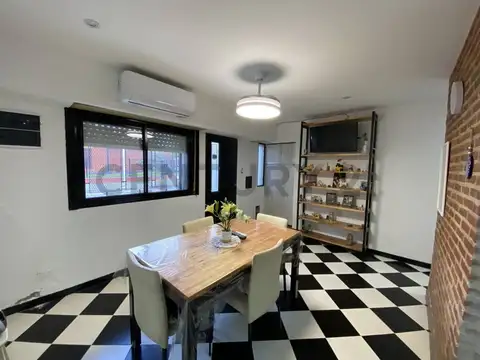 Depto Tipo Casa en Venta de 3 ambientes