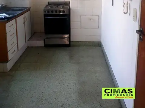 Departamento en Alquiler en Villa del Parque, $ 1.300.000