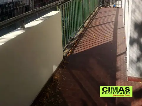 Departamento 4 ambientes con 2 baños