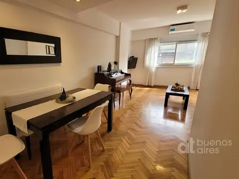 Av. Coronel Diaz al 1400, entre Soler y Paraguay