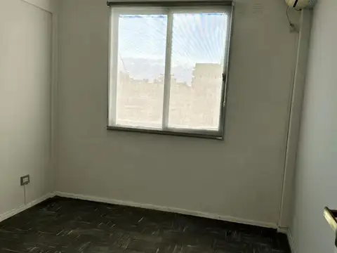 Av Pueyrredón 400 Balvanera Oficina U$42.000 