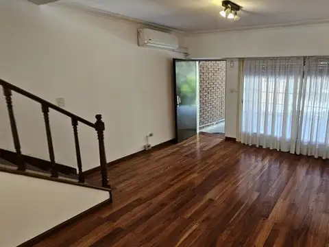 Venta Casa 4 Ambientes  Martínez