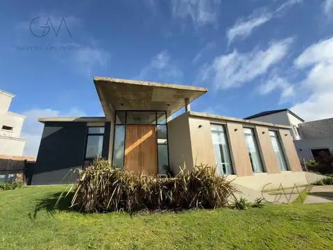 Casa en Alquiler en Rumenco Joven, Mar del Plata