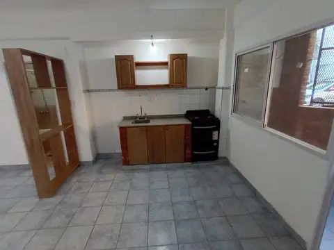 Departamento en Alquiler en Santos Lugares, $ 750.000