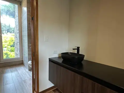 Casa en venta - 4 Dormitorios 4 Baños - Cariló