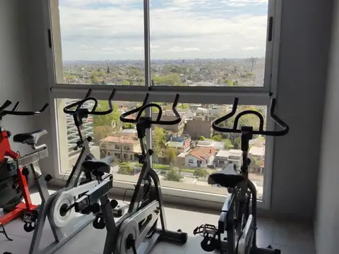 Hermoso Departamento de 2 amb con cochera cub.