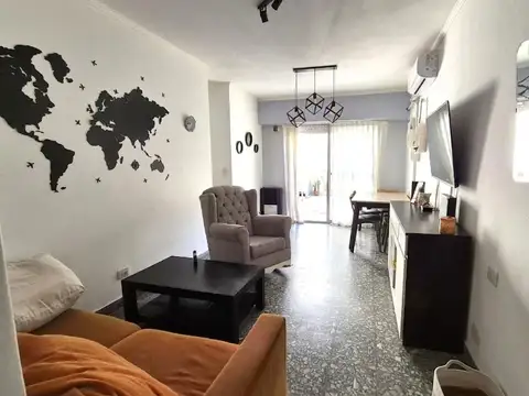 Depto Tipo Casa en Venta de 5 ambientes