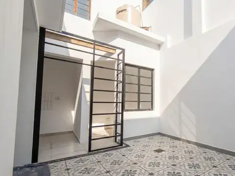 Depto Tipo Casa en Venta de 3 ambientes