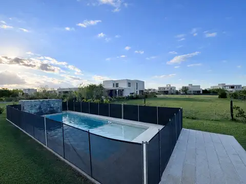 Casa en Venta en Vida barrio cerrado