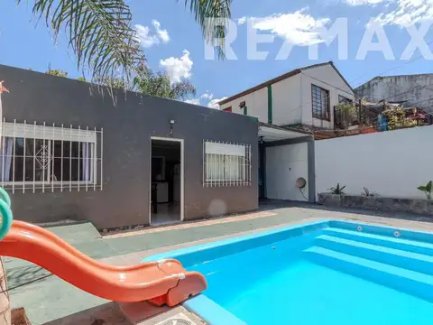 Venta casa 3 ambientes con pileta cochera parrilla