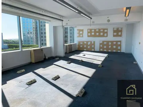 Oficina en Venta con 2 cocheras