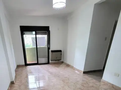 Departamento en Alquiler en Vicente Lopez Vias / Maipu, $ 780.000