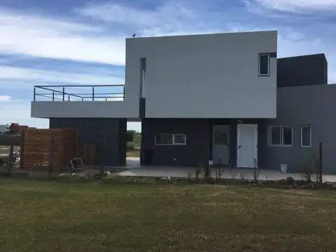 Casa  en Venta en El Cantón, Escobar, G.B.A. Zona Norte