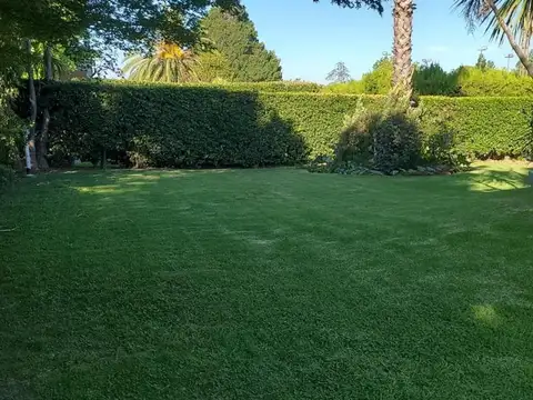 Casa en Venta con 5 cocheras