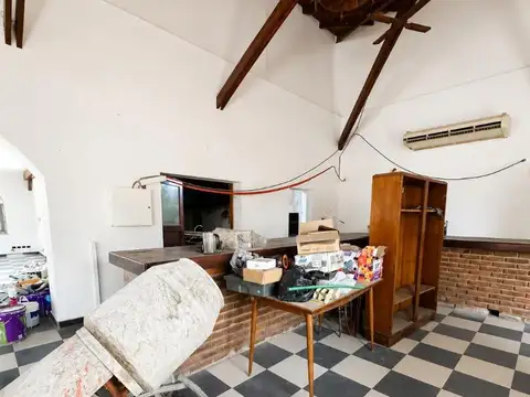 GLM.VENTA LOCAL/SALON COMERCIAL+ 4 DEPTOS - CAZADOR, ESCOBAR