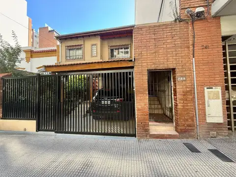 Emilio Mitre 200