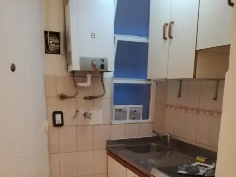Departamento a 1 cuadra de Av. Maipú y Estación Mitre. Tren de la costa.