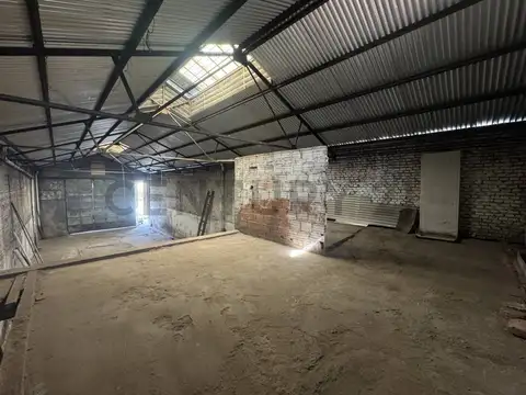 Galpon en Venta en Remedios de Escalada, USD 109.000