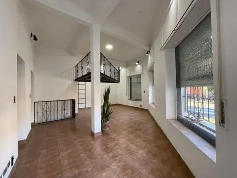 Depto Tipo Casa 2 ambientes con 2 baños